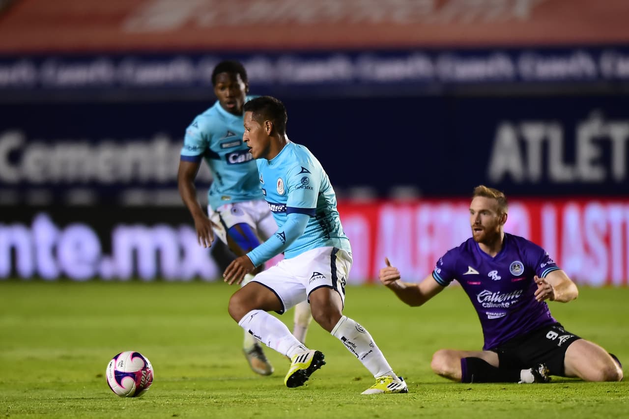 Con triplete de Camilo Sanvezzo, gol de Aristeguieta y gol de Luis Mendoza, Mazatlán cnisgue una histórica goleada sobre el Atlético San Luis.