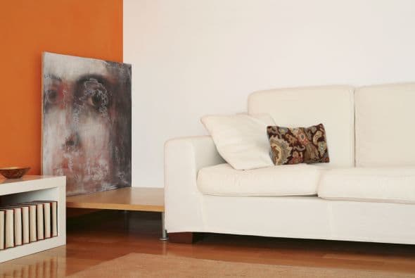 Que la pieza de arte sea el punto focal del 'living' o del 'master bedroom', señaló Phillips.