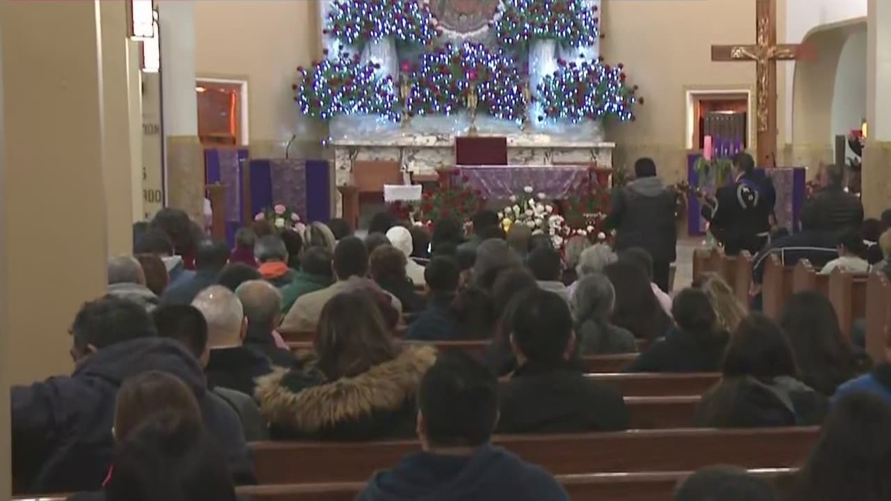 Comunidad católica de Houston se reúne para las celebraciones en honor a la Virgen de Guadalupe