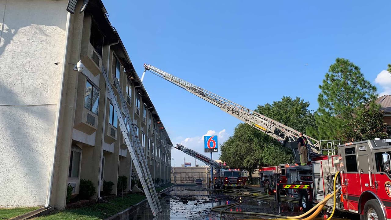 La información se debe proporcionar a través de la línea telefónica (713) 222-TIPS (8477) o en la página de internet de
<a href="https://us15.campaign-archive.com/?u=b8dcc27c0cc53bbdd49a2470d&id=039f1d0961" target="_blank">Crime Stoppers </a>