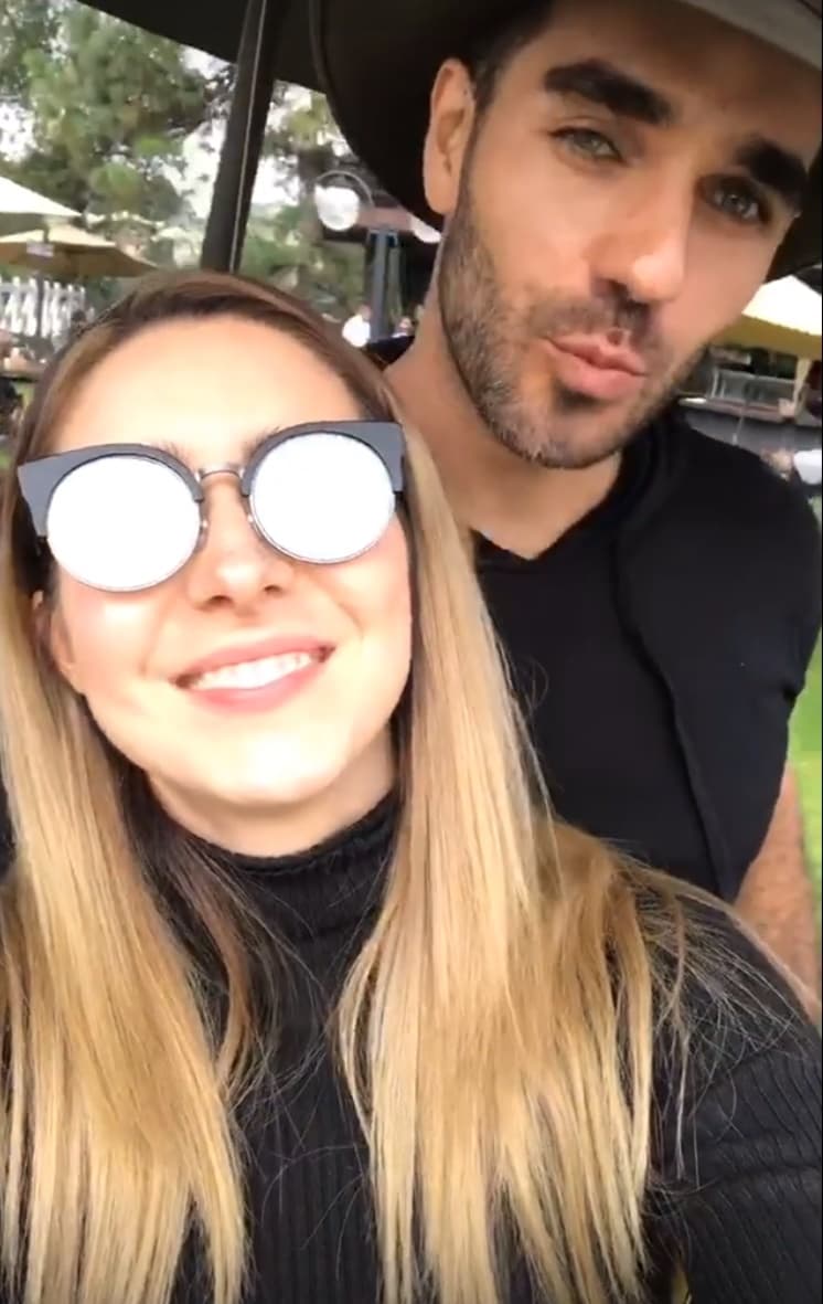 La fiesta sorpresa fue organizada por su pareja y padre de su hijo, el actor y modelo brasileño Marcus Ornellas, quien sorprendió a la cumpleañera en este privado lugar, que permite tener mucho contacto con la naturaleza en plena ciudad.