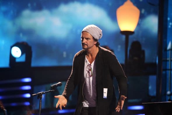 Ensayó el tema que cantará en la mágica noche de Premio Lo Nuestro.