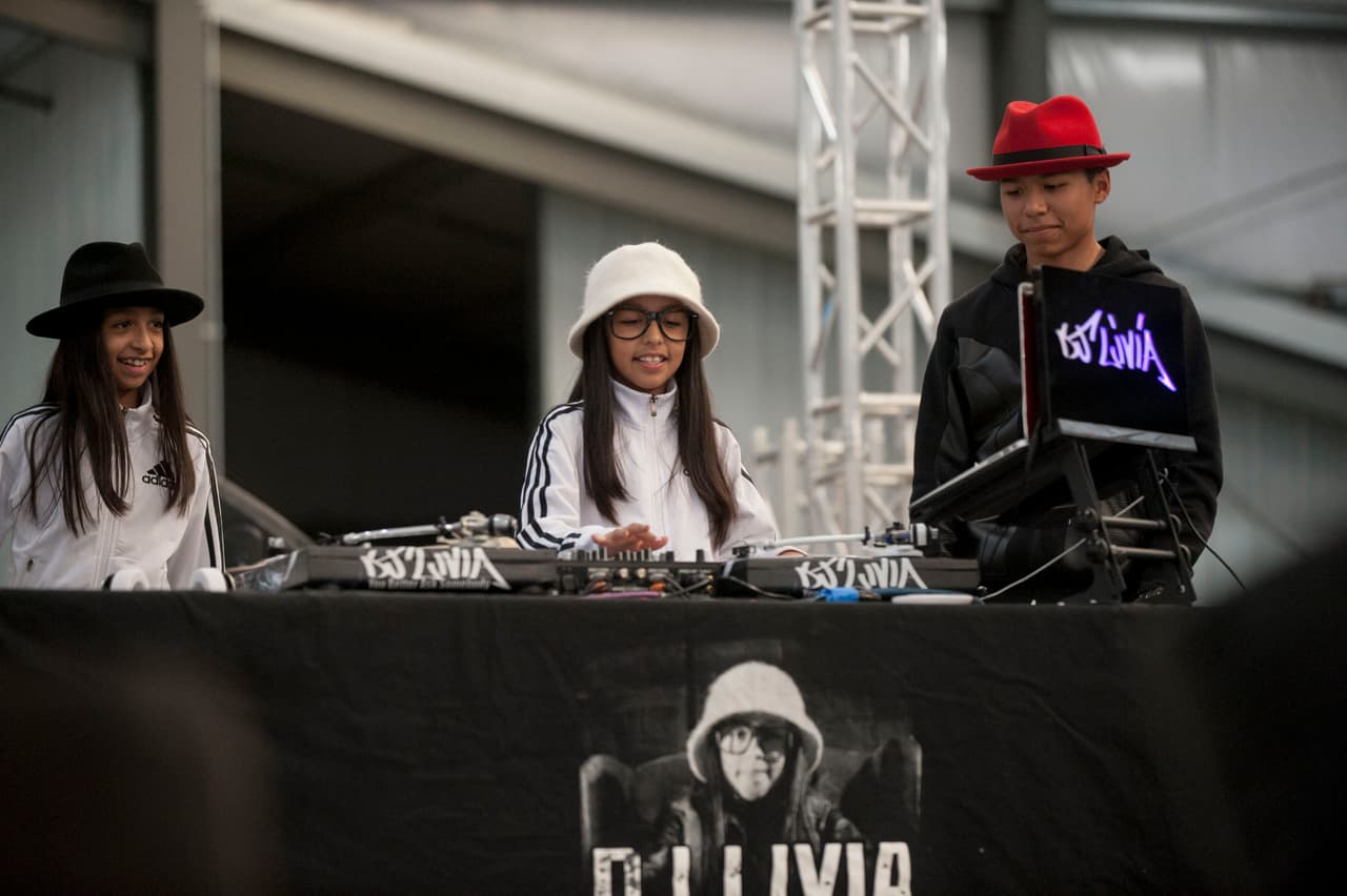 7 escenarios y mas de 50 artistas en 3 dias fueron los ingredientes para PuebloFest el 17 al 19 de marzo donde llegaron personas para disfrutar de todo el estado de California.