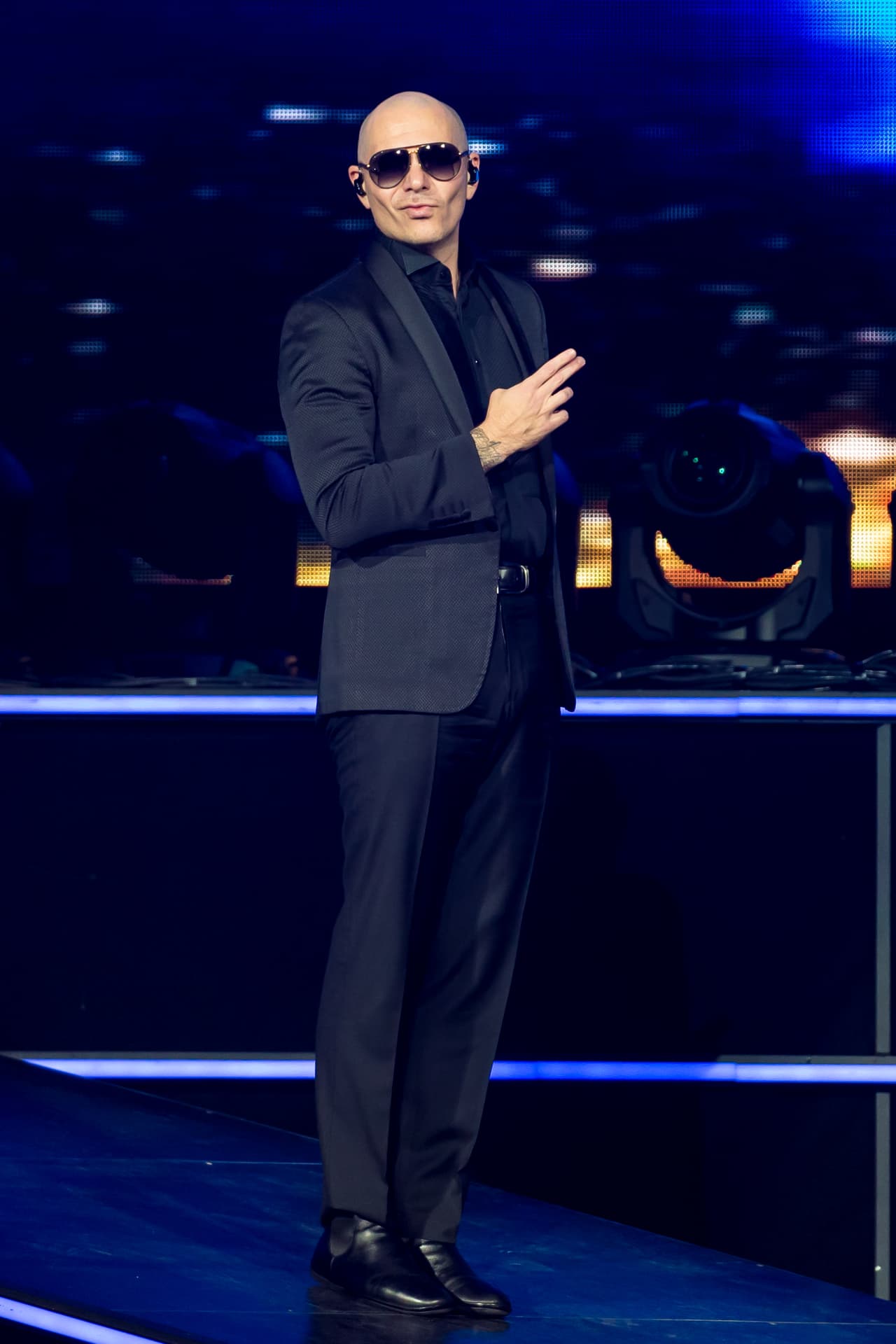 En 2017 Pitbull ganó, junto a IamChino, Yandel y Chacal, el galardón por la Colaboración del Año en el género urbano por el tema 'Ay mi Dios'.