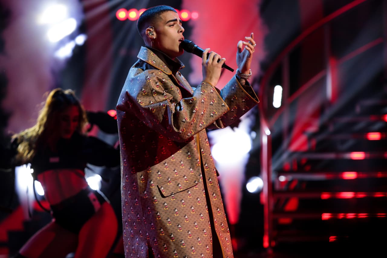 Lunay hizo del inicio de esta sexta gala de MQB toda una fiesta.