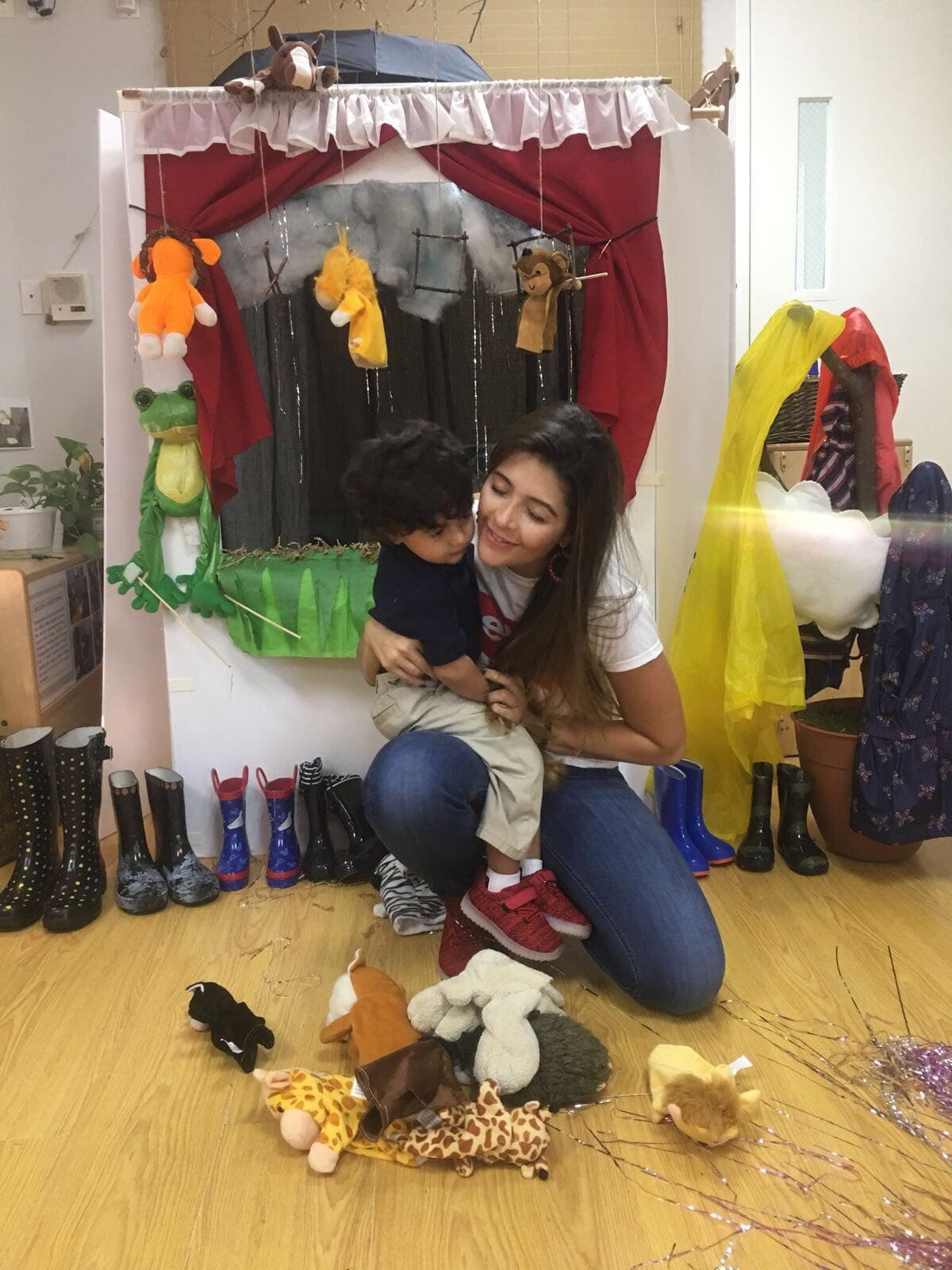 La recompensa de Catalina, los besos de su bebé en señal de agradecimiento.