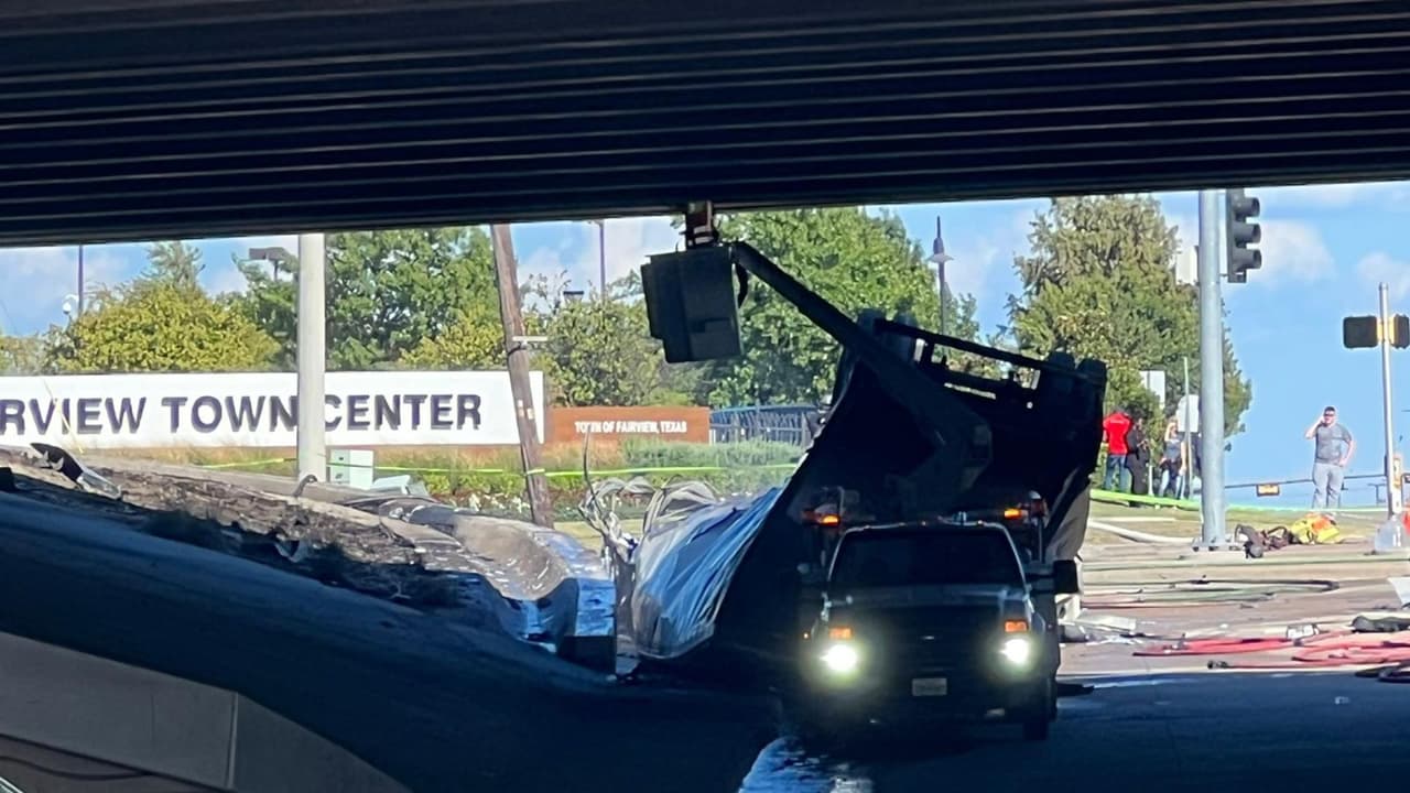 Hubo tráfico en dirección este y oeste en Stacy Road, mientras las autoridades investigaban el incidente.