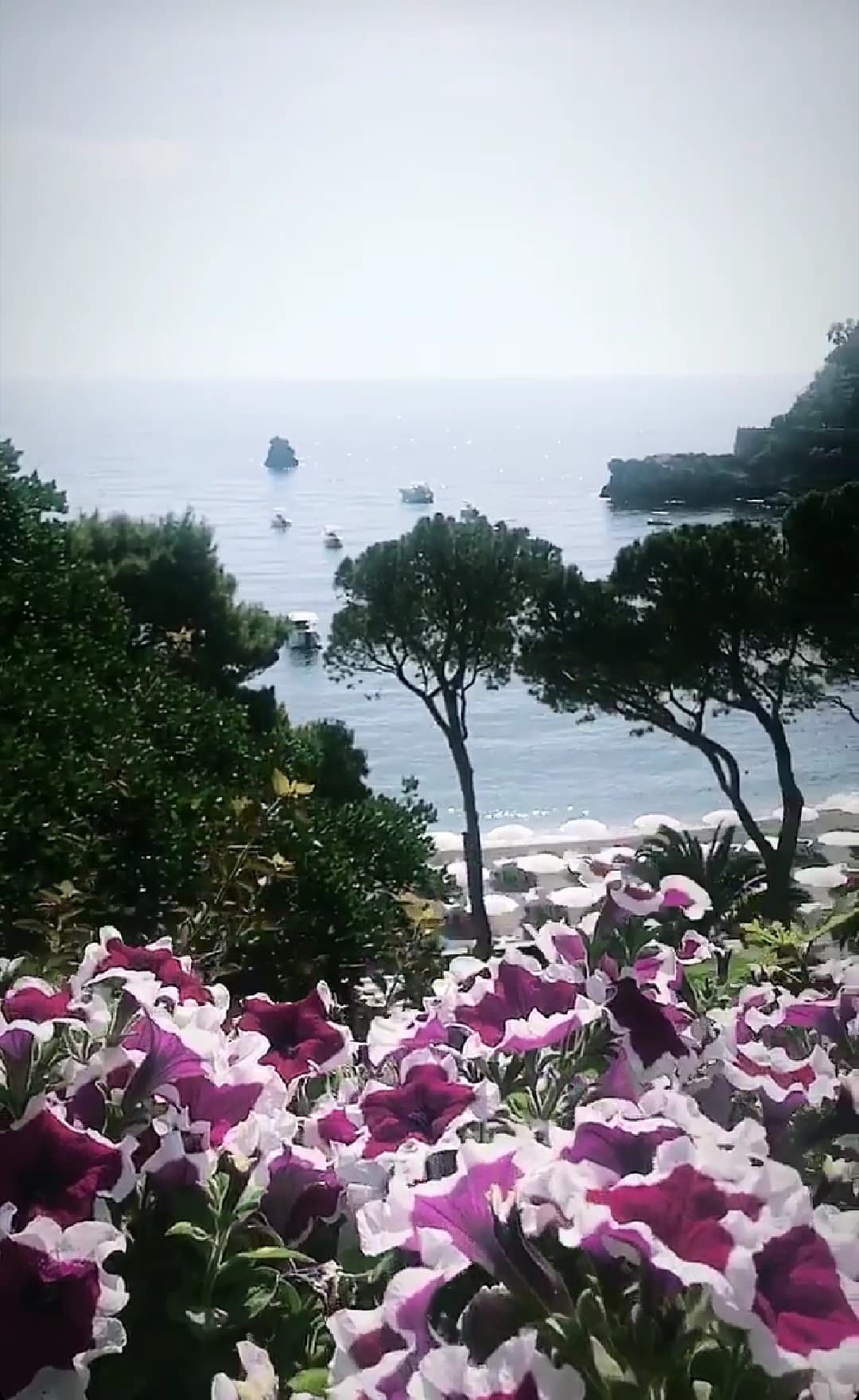 “El video no le hace justicia, es que es demasiado espectacular”, así se refirió la conductora cuando habló de Taormina.
<br>