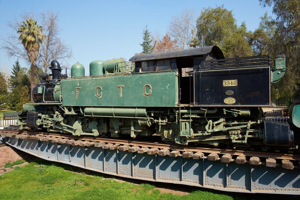 Museo del Ferrocarril. El Museo del Ferrocarril de Madrid es de los más emblemáticos y está abierto al público desde 1984.