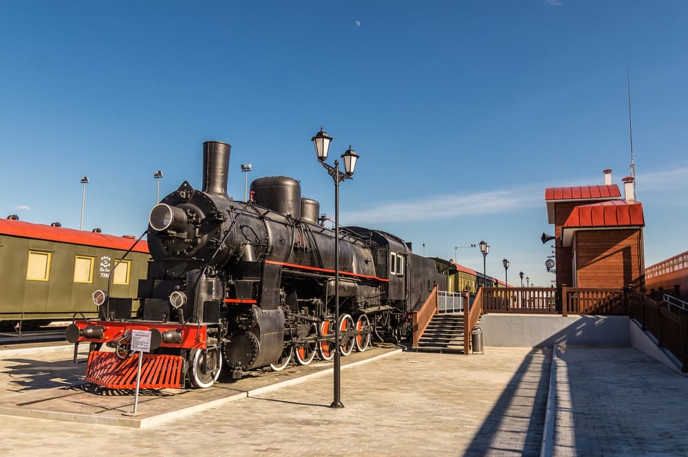 Su sede es la antigua estación de Delicias, uno de los ejemplos más representativos de la arquitectura industrial española. Tiene una de las colecciones de material histórico ferroviario más completas de Europa.