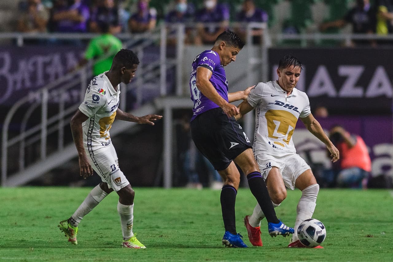 El Kraken tuvo una gran entrada y el espectáculo no demeritó con un empate de alarido sobre el final gracias a que Pumas no supo sostener la ventaja cuando tenía todo para llevarse los tres puntos.