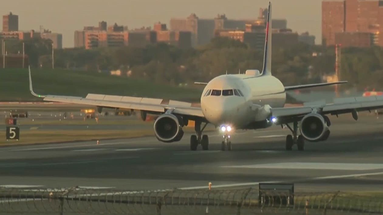 Aeropuertos EEUU hoy: Tormenta invernal y violencia en México provocan miles de cancelaciones
