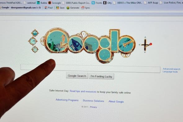 2. QUE TU SITIO WEB ESTÉ BIEN POSICIONADO EN LOS BUSCADORES- Actualmente el buscador de Google es el más importante del mundo, así que es muy importante que tu página web aparezca entre los resultados, pero no en los últimos resultados de la búsqueda sino entre los primeros. El lograrlo puede tomarte entre 4 y 6 meses, dependiendo de la competencia de las palabras clave, por eso es recomendable que te apoyes con anuncios web pagados.