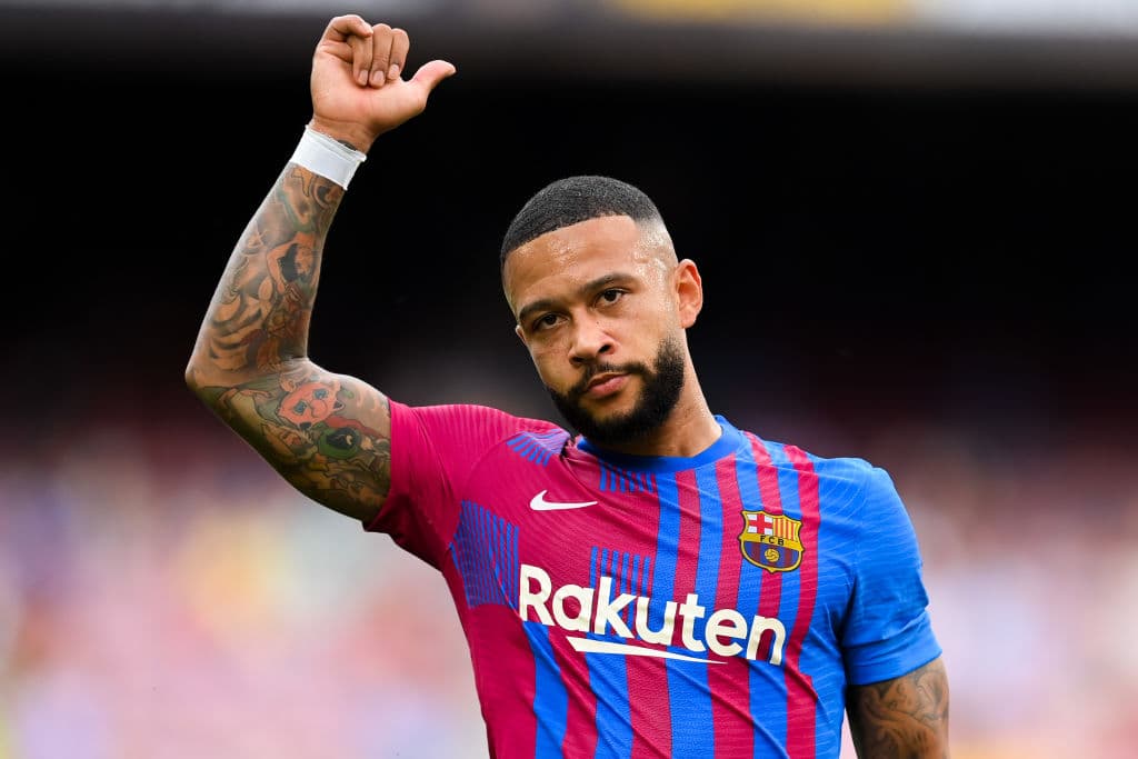 La estrella holandesa abandonó la liga francesa para poder fichar con el FC Barcelona de manera gratuita.