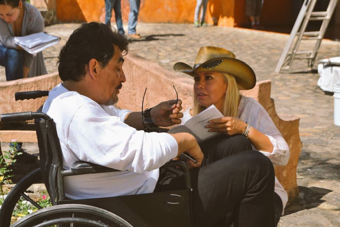 Para José Manuel fue muy difícil y desgastante vivir los duros momentos de su padre, Carla fue muy comprensiva en todo momento.