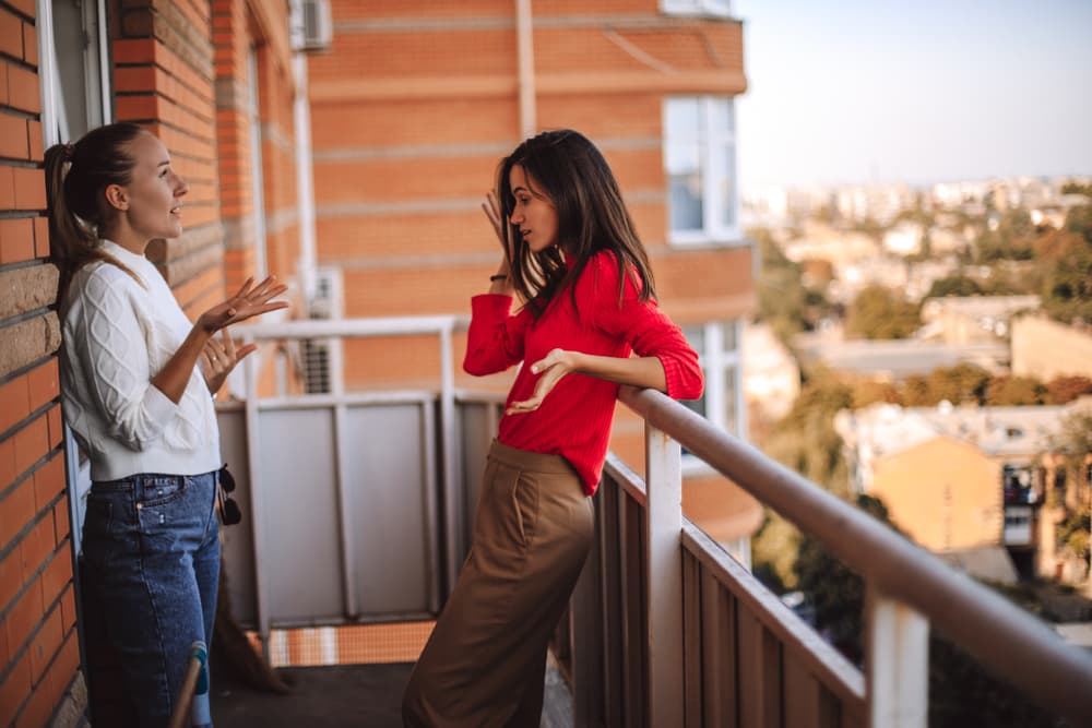 <b>RATA EN EL MES DE LA SERPIENTE 2021</b>
<br>
<b>(Los nacidos en 1936, 1948, 1960, 1972, 1984, 1996, 2008)</b>
<br>Hay cierta incompatibilidad dentro de ambos, así que durante este mes evites discutir con personas que se te acercan para ponerte en situaciones vergonzosas que tengan que ver con la familia, trabajo o política, pues podrían meterte en chismes o murmuraciones.