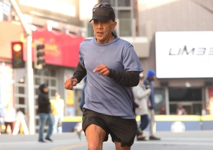 "Estaba tan devastado": se quita la vida maratonista acusado de hacer trampa en la carrera de Los Ángeles