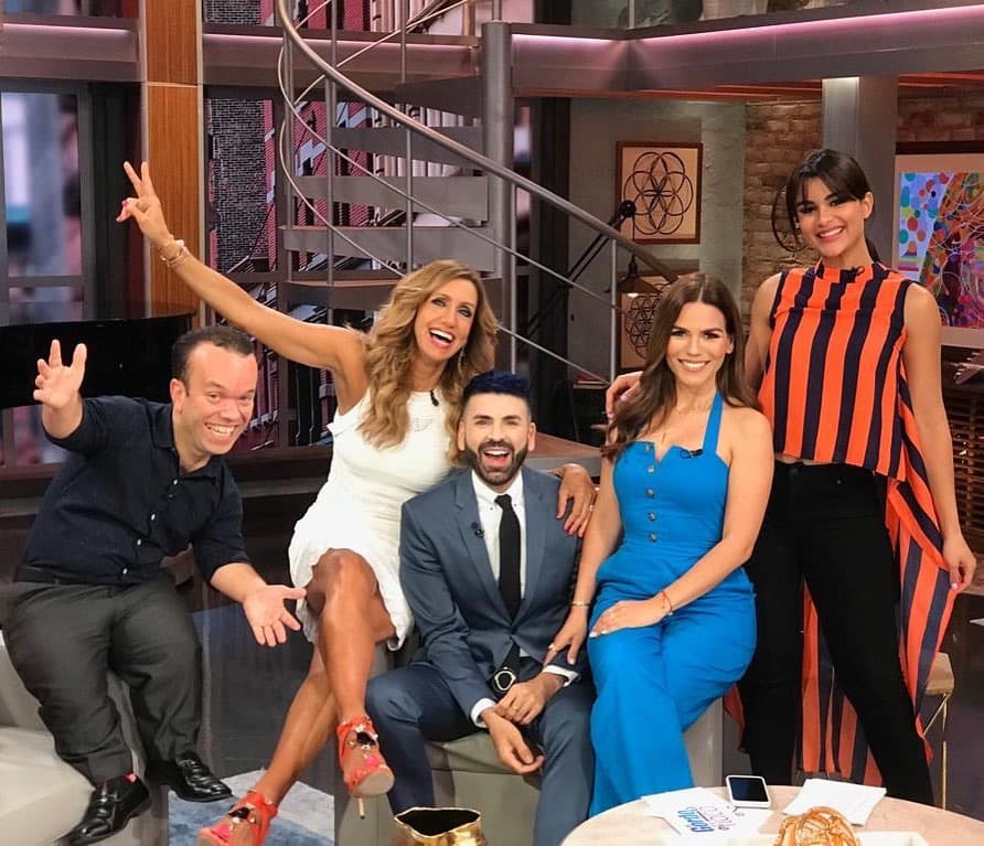 Y Karina Banda, Clarissa Molina y Jomari Goyso, quienes serán presentadores en Premios Juventud, se declaran listos para comenzar a vivir esta gran experiencia.