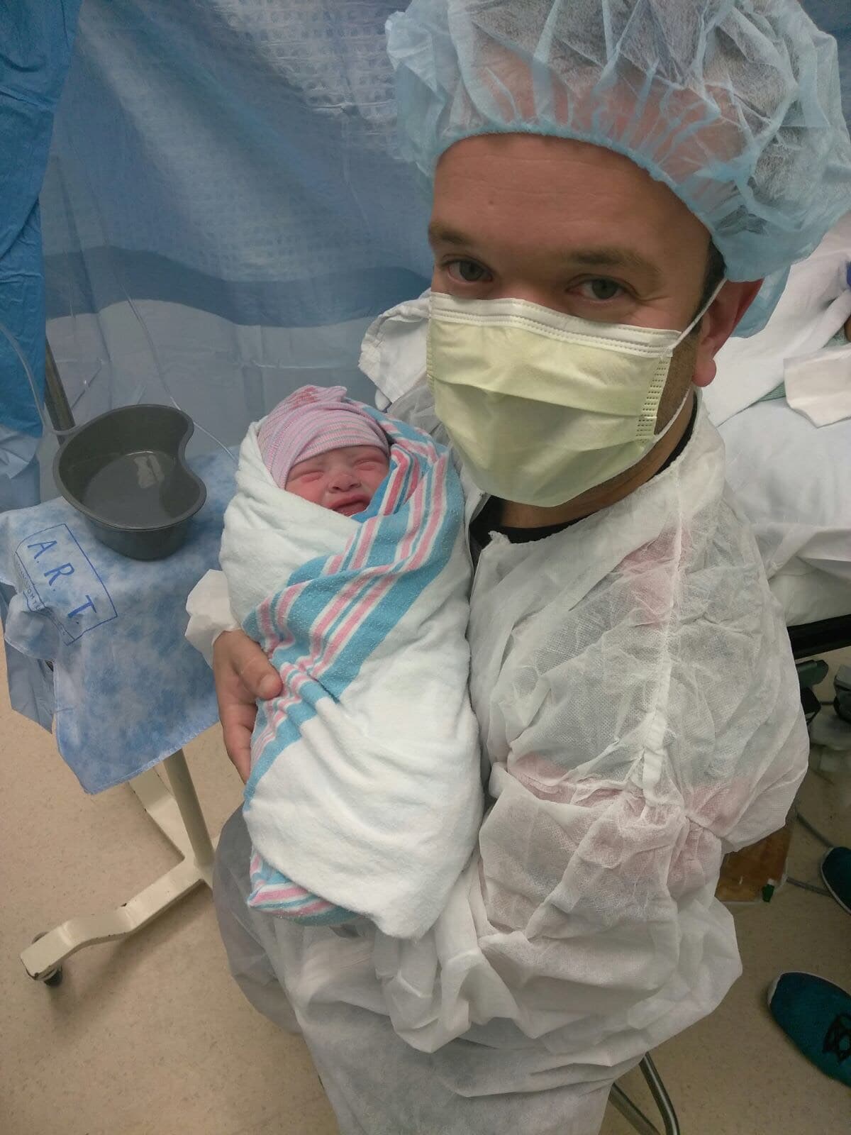 ¡Llegó el día! Después de una larga espera, Carlitos le dio la bienvenida a su hijo Sebastián
<br> 
<br>