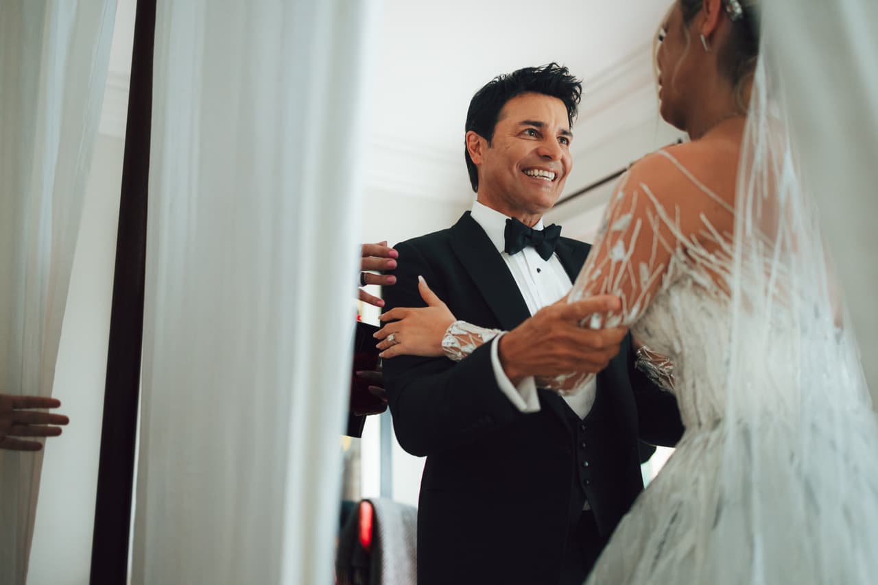 <a href="https://www.univision.com/famosos/lele-pons-compartio-fotos-con-su-tio-chayanne-no-ha-cambiado-en-los-ultimos-20-anos" target="_blank">Su tío, Chayanne,</a> también estuvo presente para desearle lo mejor a Lele en esta nueva etapa de su vida.