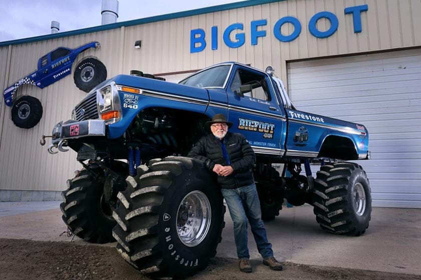 <b>9) Ford F-250 fue el primer Monster Truck</b>
<br>El primer Monster Truck apareció en 1974 con el nombre Bigfoot. Bob Chandler fue el propietario que se embarcó en el proyecto de modificar al máximo su Ford F-250.