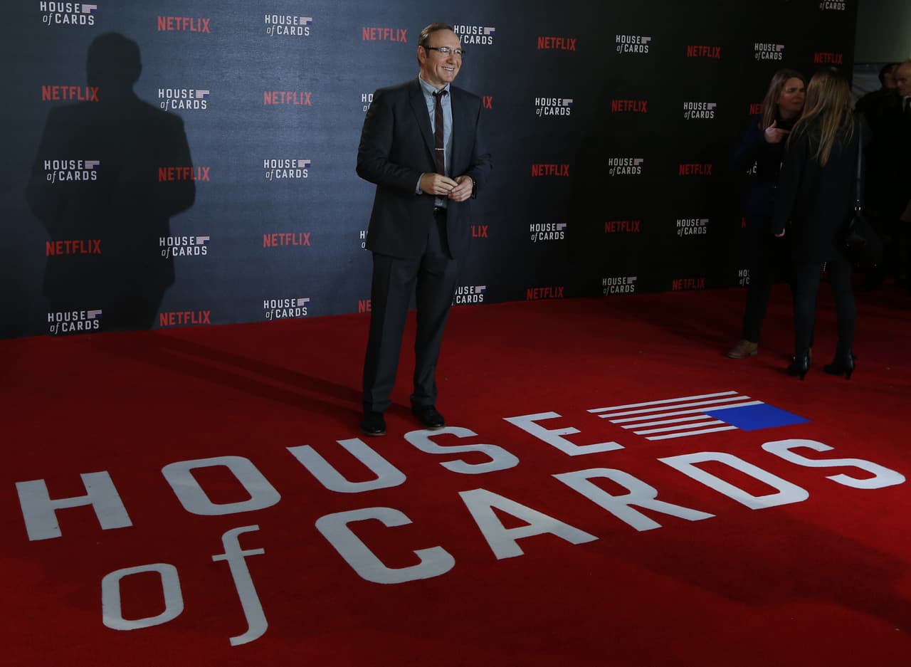 Kevin Spacey, protagonista de la serie 'House of Cards', ha sido nominado ocho veces a un Globo de Oro y ganó uno, el pasado año, por su interpretación de Frank Underwood. Este año, la serie brilla por su ausencia entre los nominados.