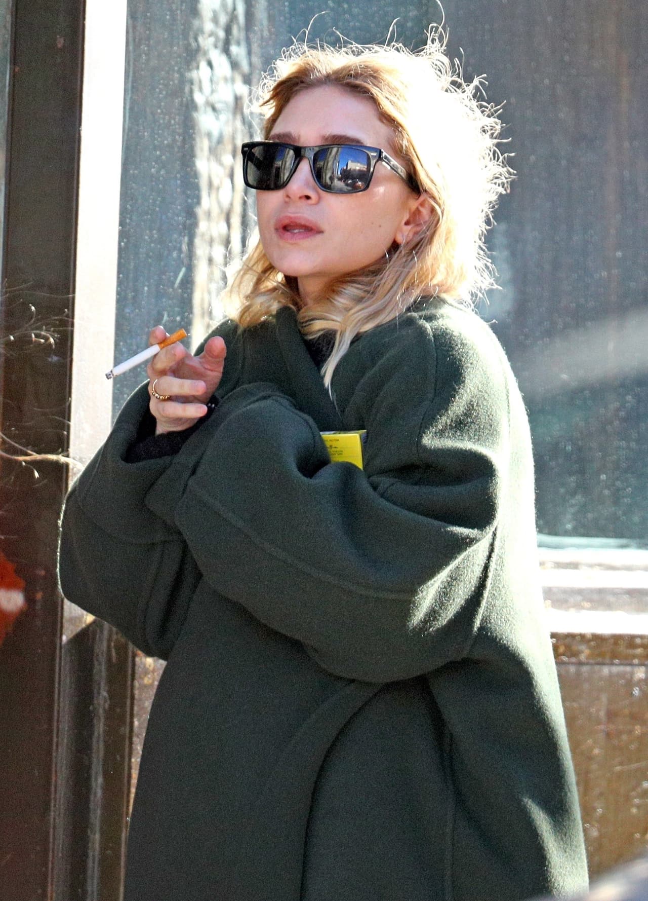 Aunque parecía super protegida, Ashley Olsen sentía que se estaba congelando.