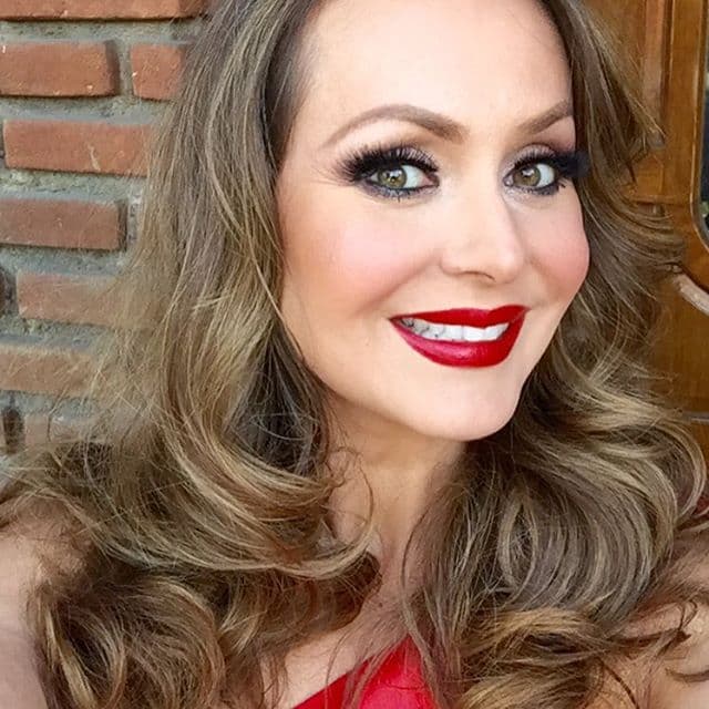 Sin embargo, dejó claro que ahora es una nueva mujer y no permitirá "que nadie la haga sentir mal".
<br>