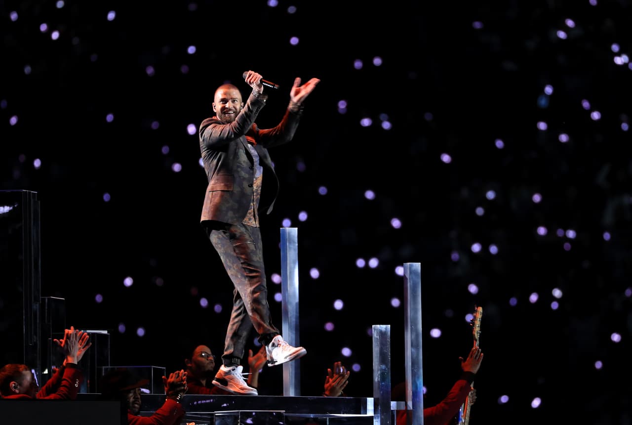 El espectáculo central del Super Bowl es uno de los más esperados del entretenimiento no solo deportivo, por lo que suele convocar una audiencia muy grande.