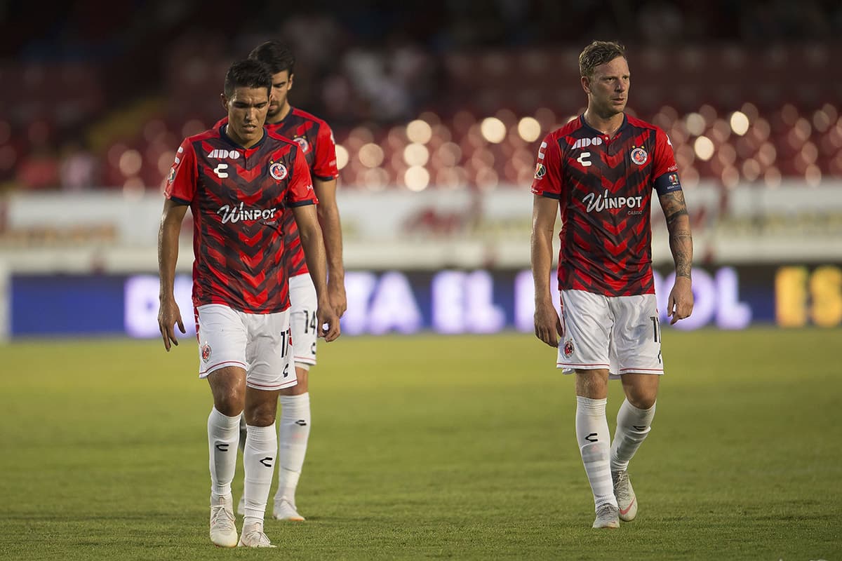 Los Tiburones suman cuatro unidades en la tabla, y se deberán recuperar antes de una difícil visita a Tigres UANL en la próxima jornada de la LIga MX.