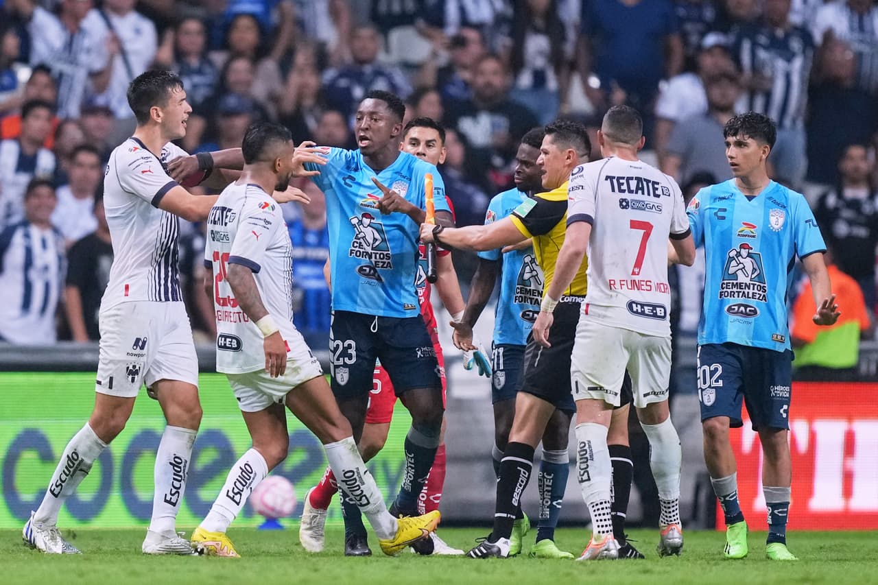 Eso inició una bronca.