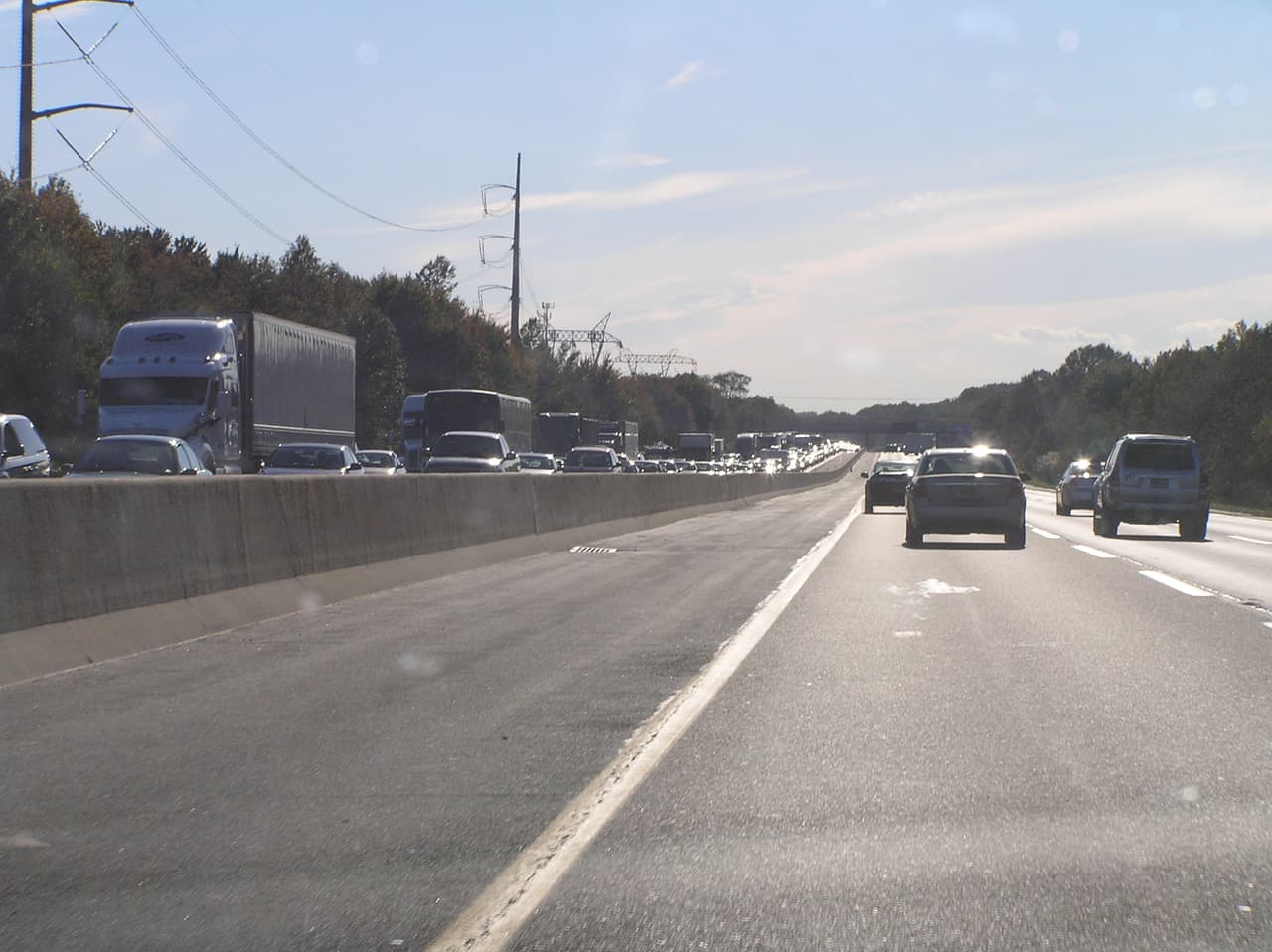<b>02. New Jersey Turnpike</b>
<br>
<br>Una de las autopistas más transcurridas de la costa, el NJ turnpike registró 7,777 accidentes el año pasado. El número resulta pequeño cuando se toma en cuenta que 230 millones de vehículos viajaron por la autopista ese mismo año.
