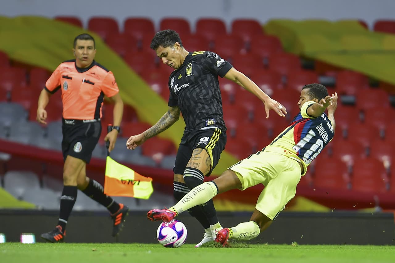Con dos grandes goles de Sebastián Cordova y un potente cabezazo de Emanuel Aguilera en su regreso de la lesión, América consigue un triunfo clave frente a los Tigres en el Estadio Azteca.