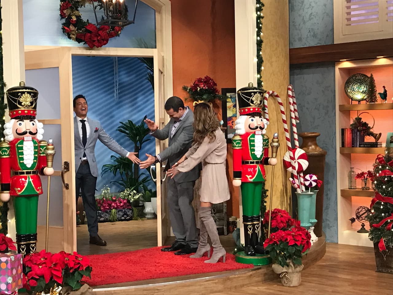 Más triunfador que nunca, Alejandro Chabán regresó a su casa, a la casita de Despierta América.