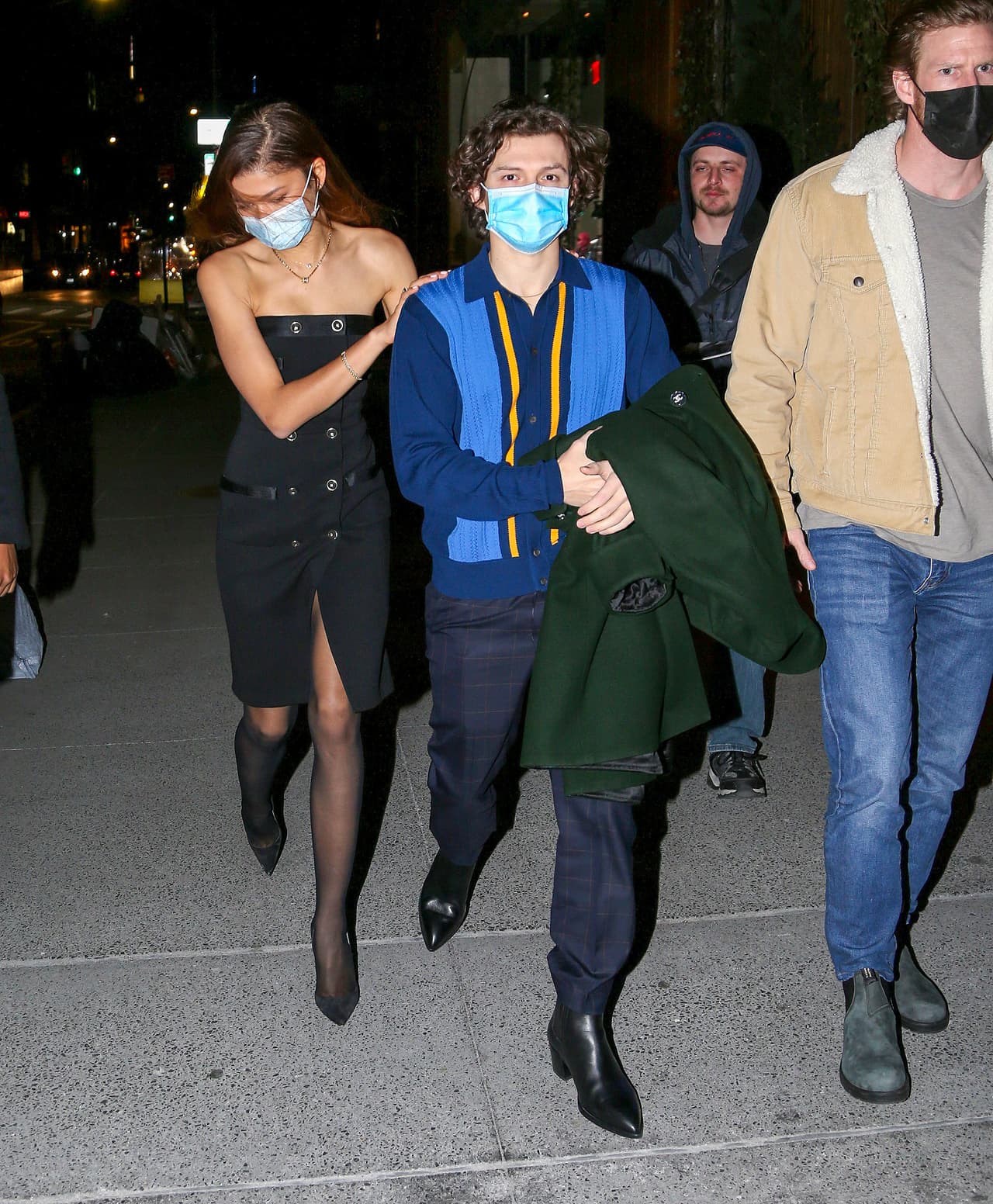 Desde inicios de 2022 pasan mucho más tiempo juntos y se les ha visto caminando en la ciudad de Nueva York y asistiendo a partidos de hockey donde usan jerseys iguales.