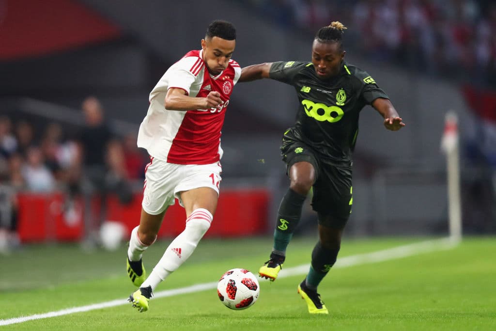 Ajax de nuevo pegó más rápido en el duelo contra Standard Lieja.