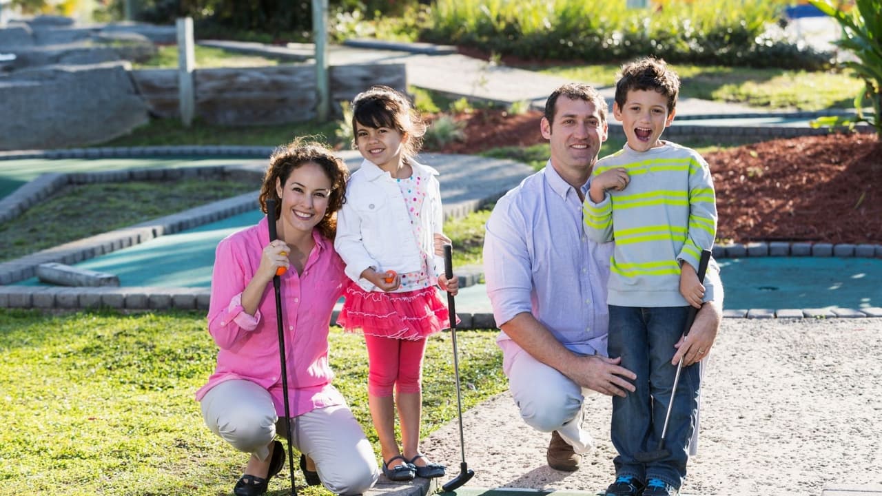 El parque 
<b>Adventure Landing</b>, ubicado al norte de Dallas, ofrece una variedad de actividades como 
<b>mini-golf,</b> 
<b>go karts</b>, máquinas arcade y batallas de rayos láser en equipo.