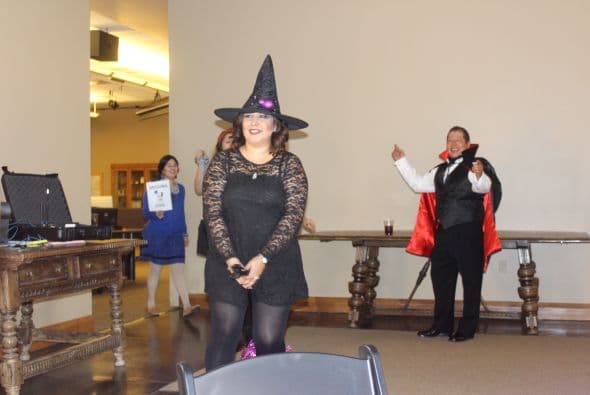 ¡Así es como Univisión Arizona celebra el Halloween!  Dulces, calaveras, disfraces y mucha diversión. 