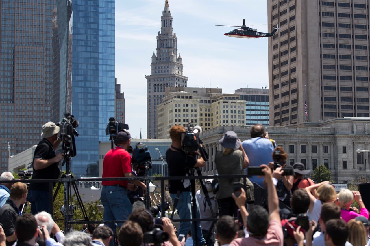Día 3 del show de Donald Trump en Cleveland: paseo en helicóptero