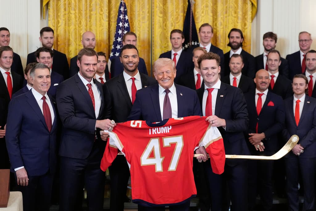 Después de reunirse con María Corina Machado, Trump recibe a los Florida Panthers