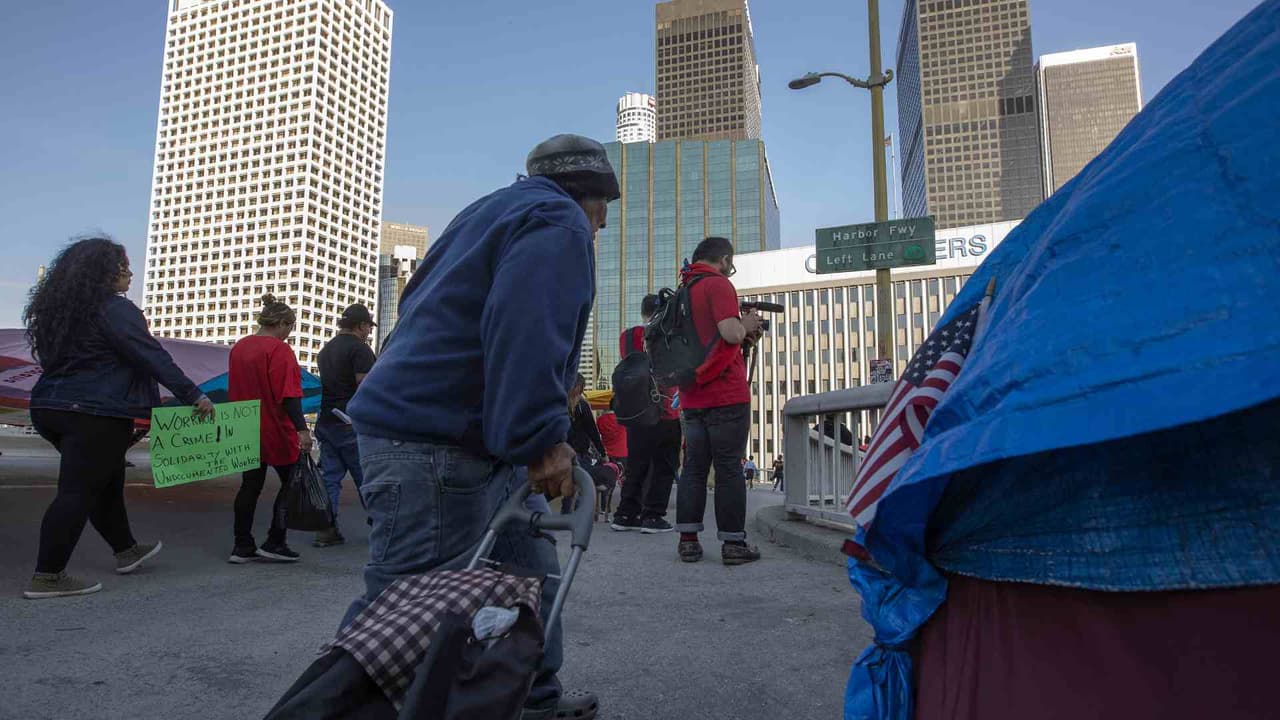 Los Ángeles acelera esfuerzos para ser ciudad santuario: las noticias más importantes del día en dos minutos