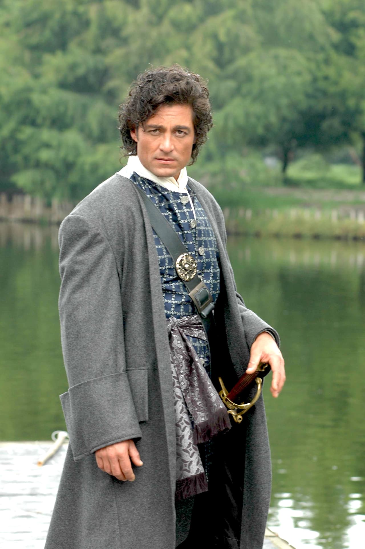 <b><a href="http://www.univision.com/temas/fernando-colunga">Fernando Colunga</a></b> también recibió la misma presea que su compañera estelar, y su talento con esta historia llegó a más de 20 países en donde se transmitió 'Pasión'.