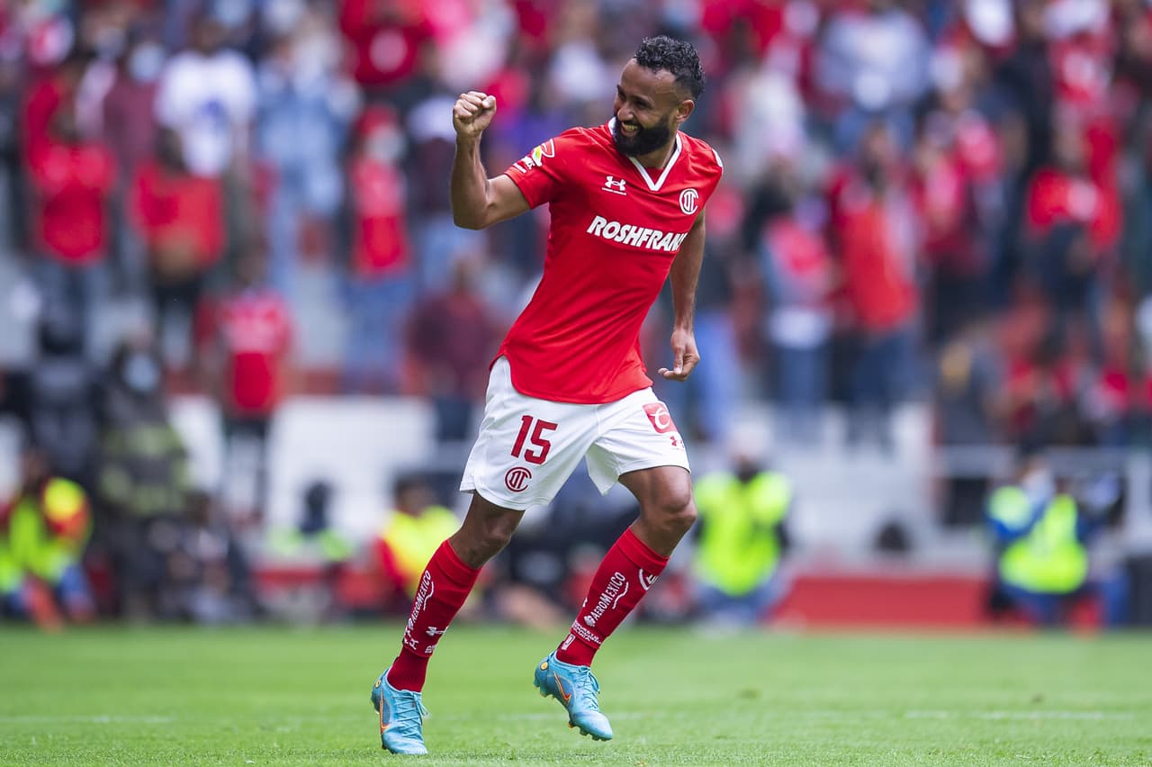Toluca informó que Jordan sierra no seguirá en el club.