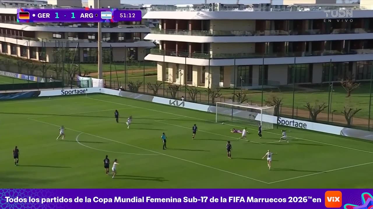 Gol de Alemania para para el 2-1. Kuhn anota a los pocos minutos de ingresar al campo
