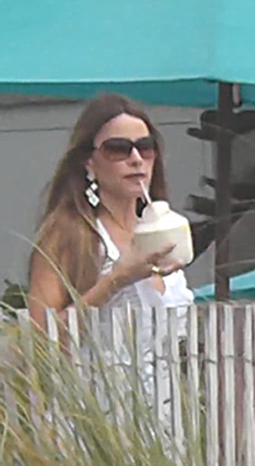 Su boda tuvo varias fiestas.