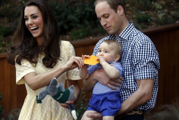 Ay sí, quítenselo por favor... Más videos de Chismes aquí.