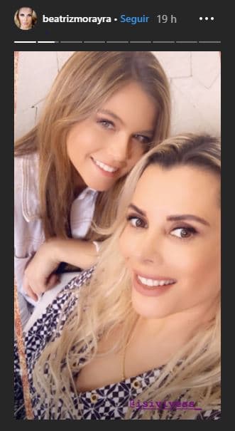 Beatriz también mostró la buena relación que mantiene con Isidora Vives y todos sus excompañeros de la telenovela.