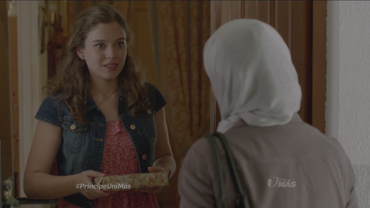 La madre de Fátima visita a Sara.