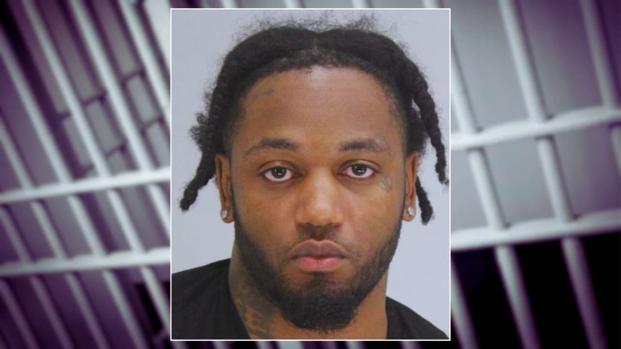 Fotografía de Joshua Quintairo Watson, revelada por las autoridades luego de su arresto.