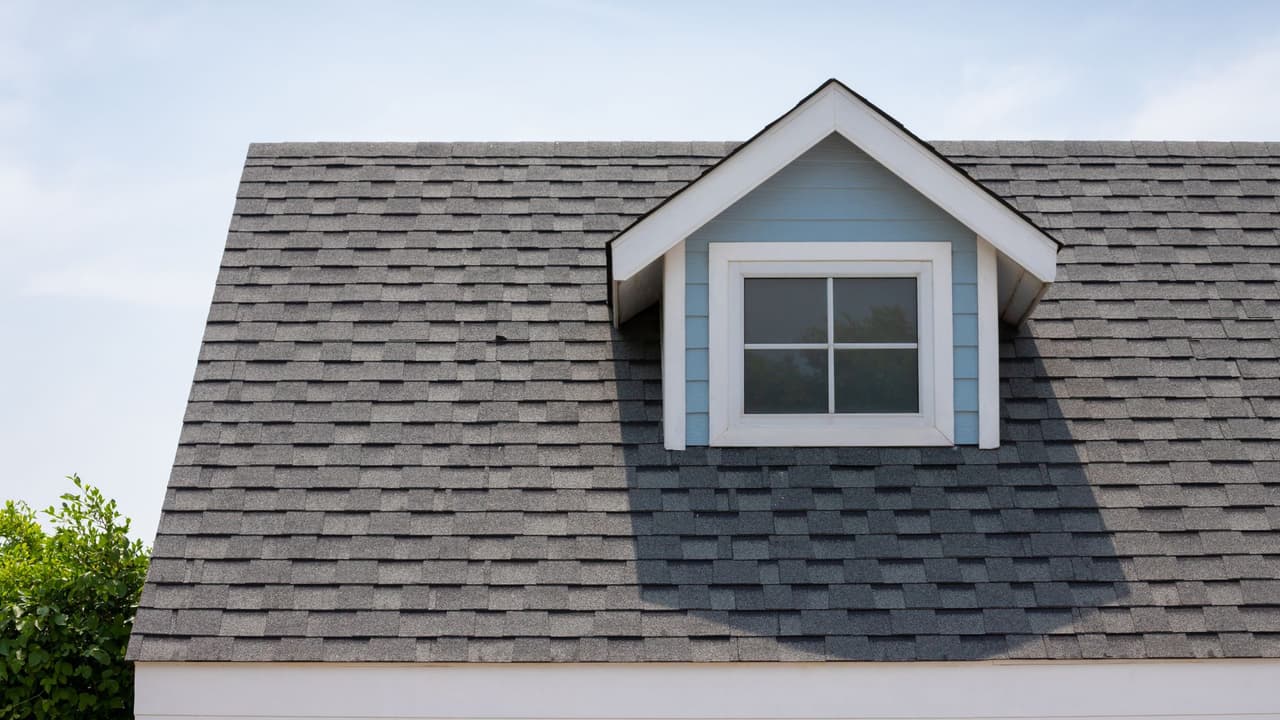 Cómo el calor extremo afecta viviendas en EE.UU. y qué puedes hacer para evitar los daños 